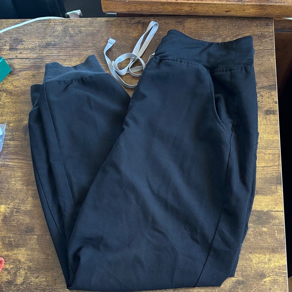 Figs Zamora Jogger Scrub Pants - Black